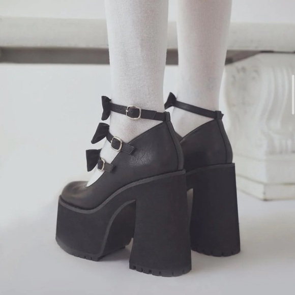 Current Mood Mary Janes - never worn, new in box - Picture 3 of 4